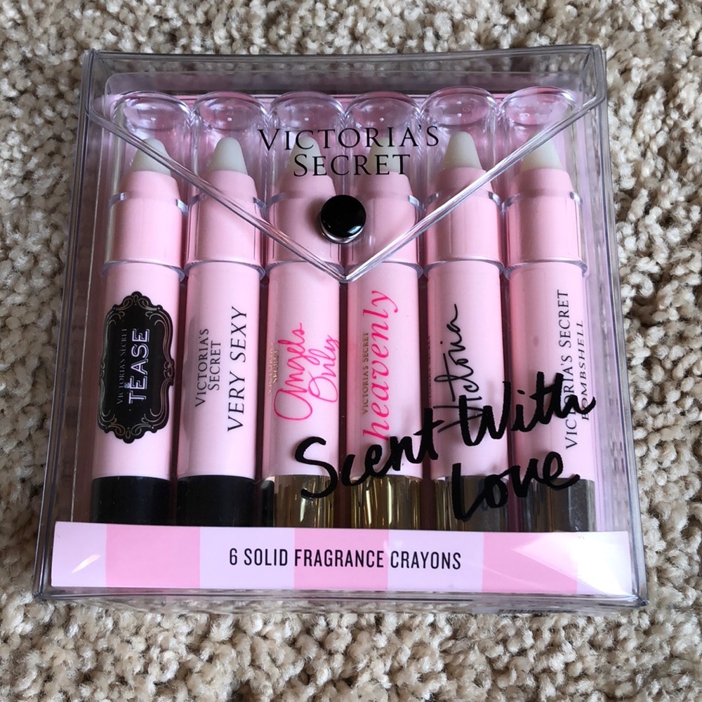 Victoria’s Secret gift set of fragrance crayons